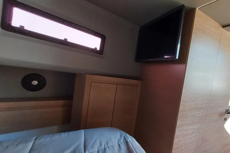 Astondoa 377 Yacht Photos Pics 