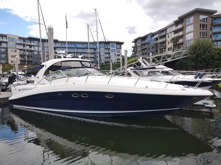  Yacht Photos Pics STARBOARD AT DOCK