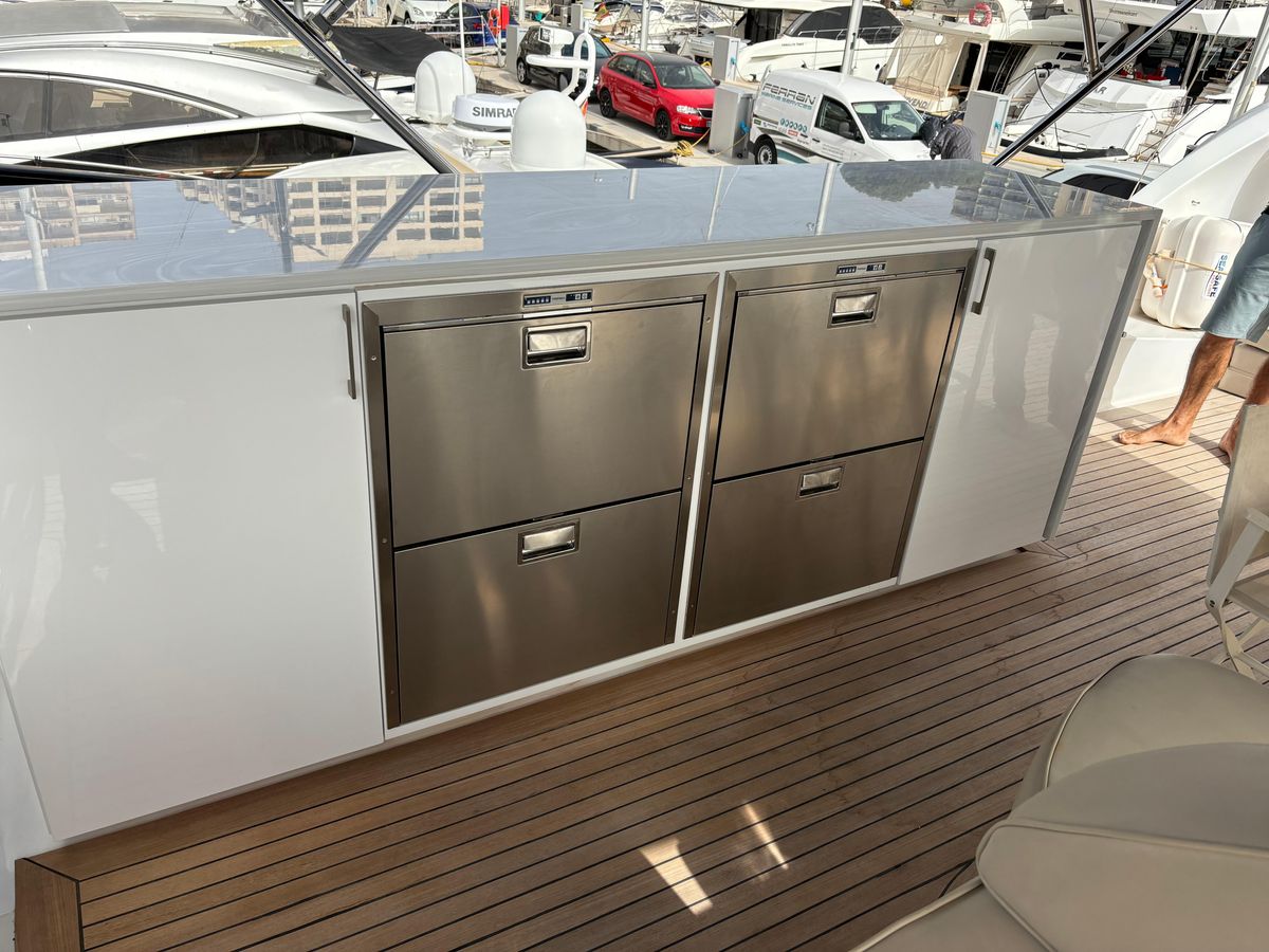 2006 Maiora 70 