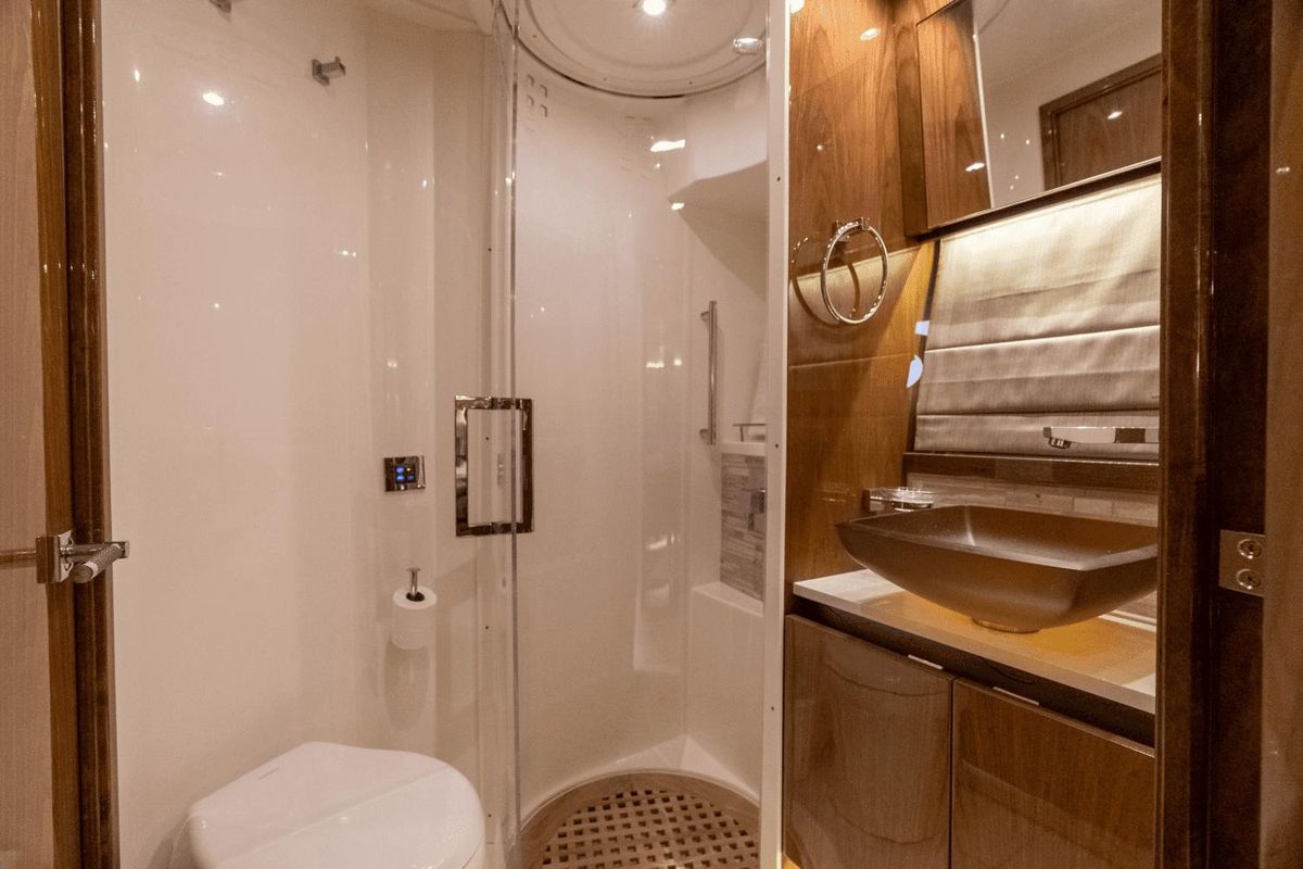 2018 Sea Ray 56 