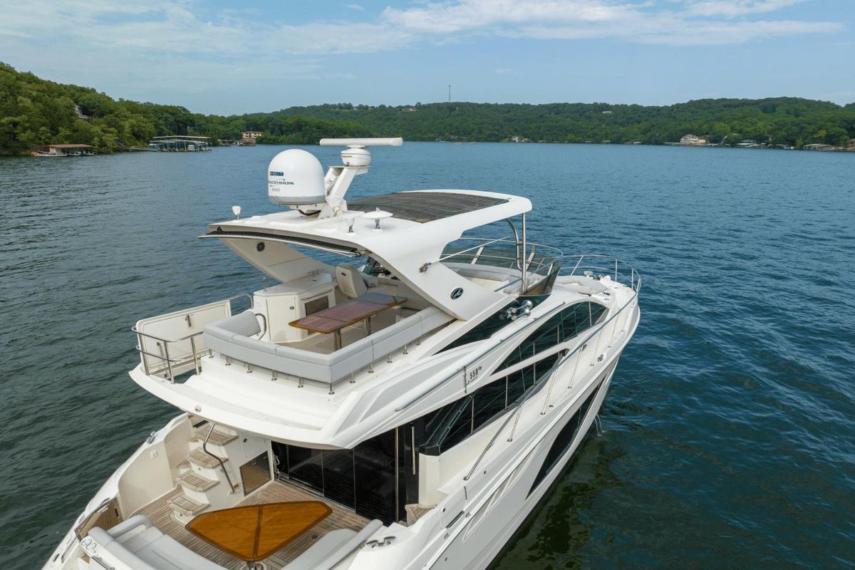 2018 Sea Ray 56 