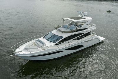 Yacht