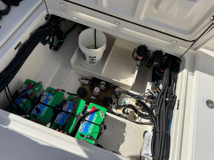 Crews Ship Yacht Photos Pics 2015 Boston Whaler 350 Outrage battery compartment with wiring and equipment.