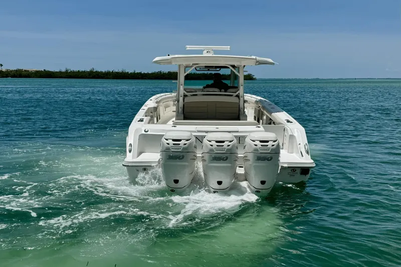 Innisfree Yacht Photos Pics 