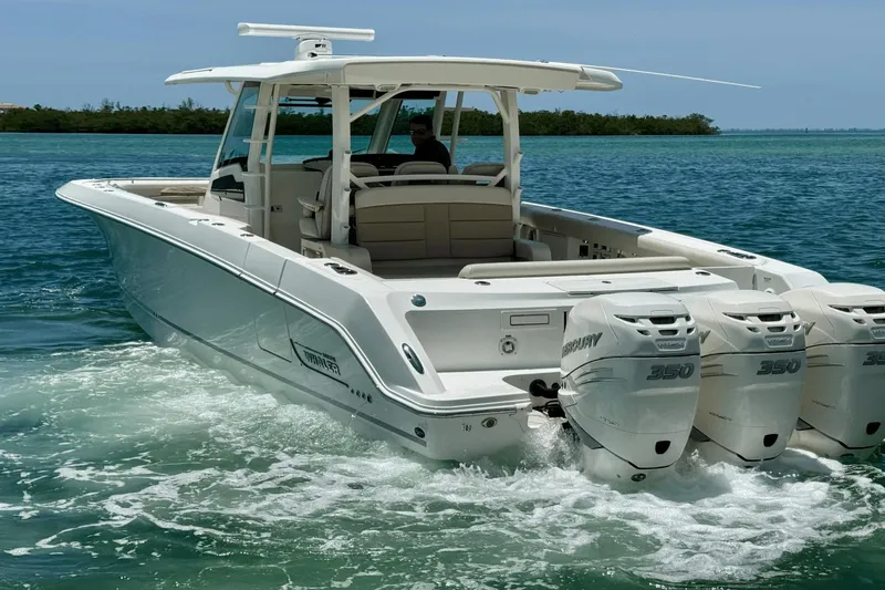 Innisfree Yacht Photos Pics 