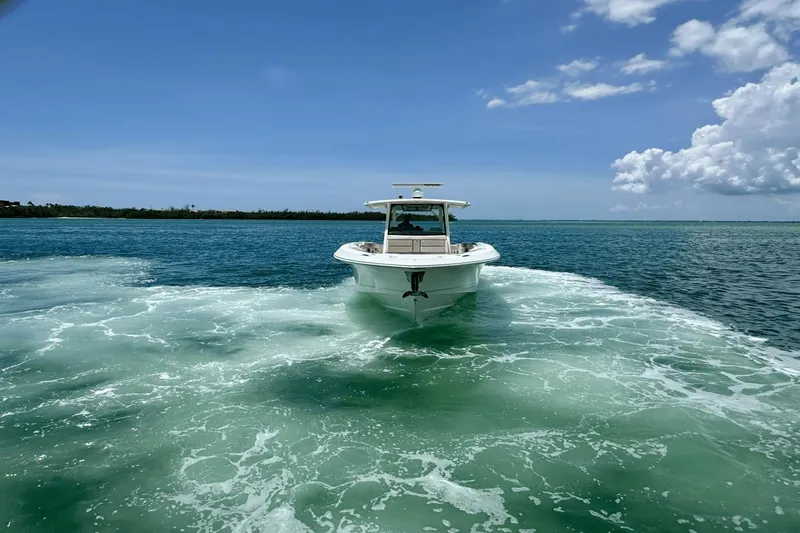 Innisfree Yacht Photos Pics 