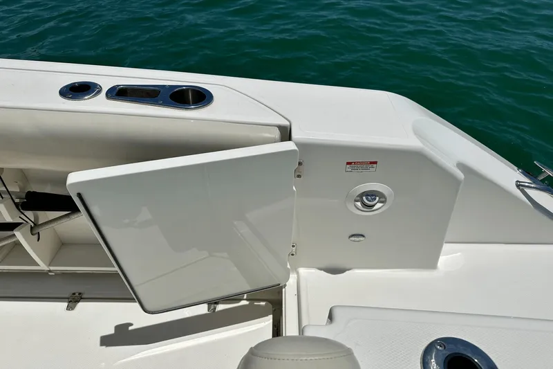 Innisfree Yacht Photos Pics 