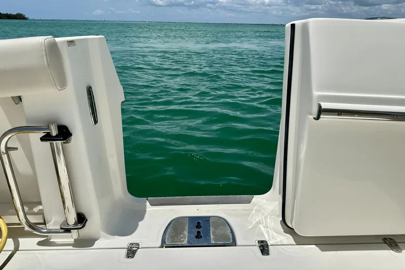 Innisfree Yacht Photos Pics 