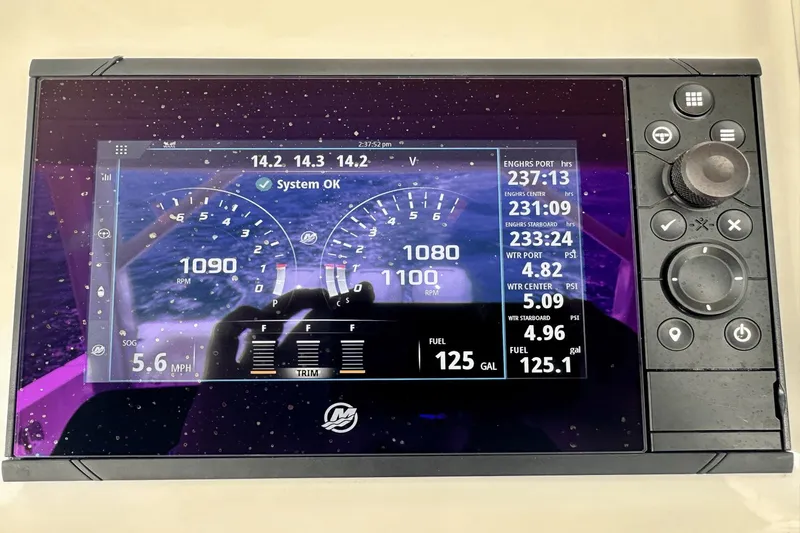 Innisfree Yacht Photos Pics 