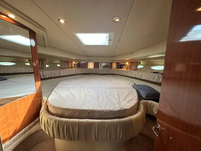  Yacht Photos Pics Luxurious cabin interior of 2000 Sea Ray 410 Sundancer yacht.