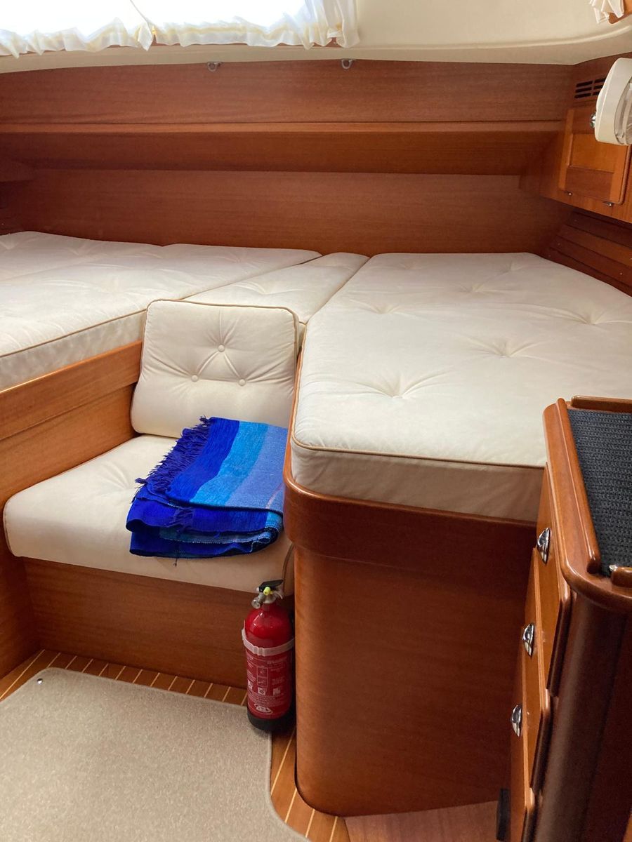 2008 Hallberg-Rassy 44 