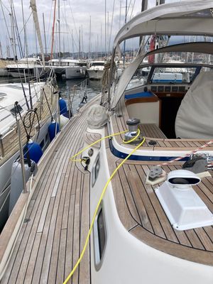 Yacht