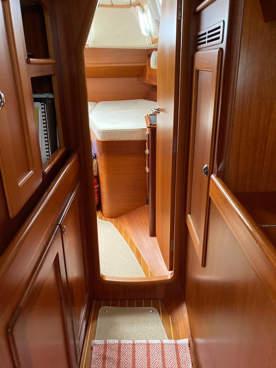 2008 Hallberg-Rassy 44 