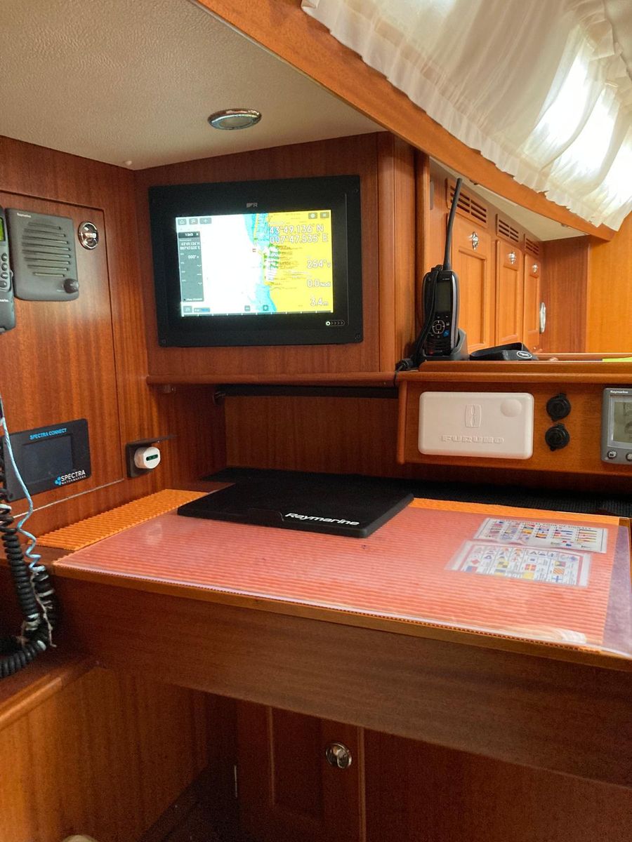 2008 Hallberg-Rassy 44 