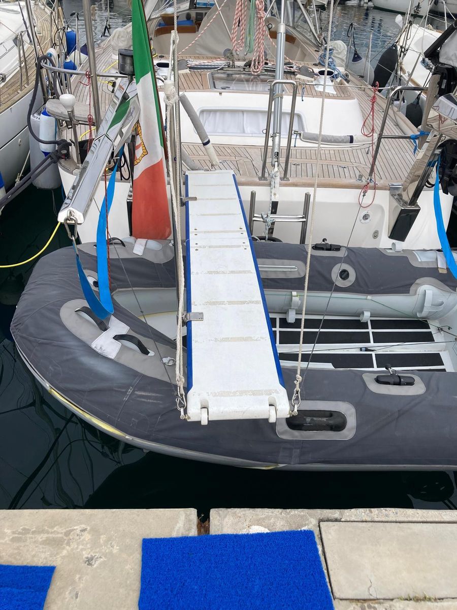 2008 Hallberg-Rassy 44 