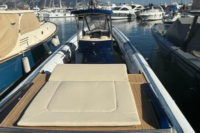 Sea Water Convertible 430