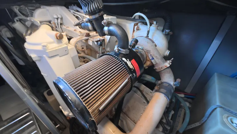 Livin' The Dream Yacht Photos Pics Engine compartment of a 2001 Sea Ray 450 Express Bridge yacht.