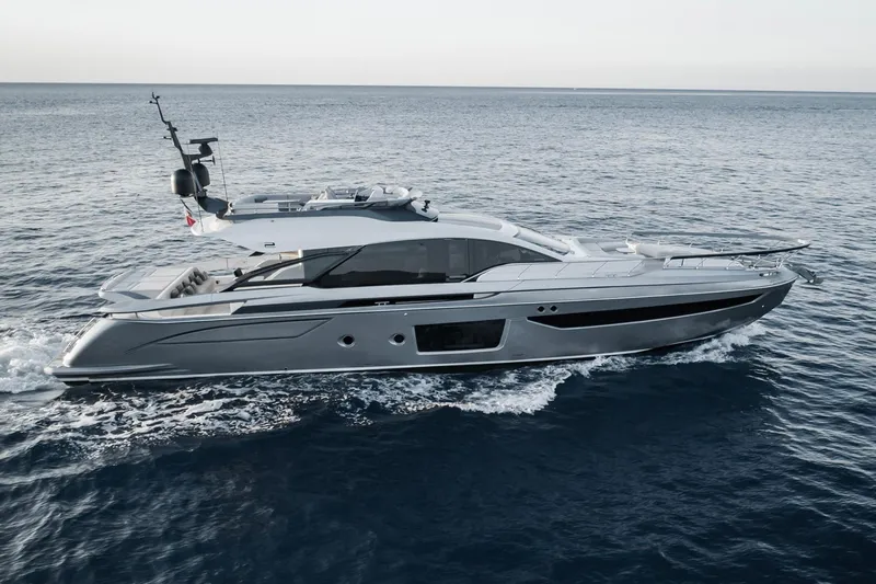Never Give Up Yacht Photos Pics NEVER GIVE UP Profile