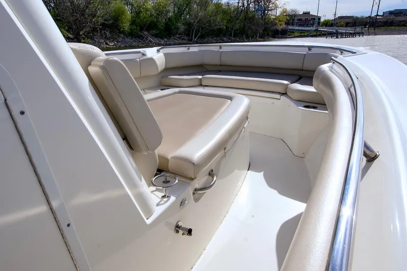 Best Opportunity Yacht Photos Pics 2017 Boston Whaler 280 Outrage boat with spacious seating area and beige cushions.