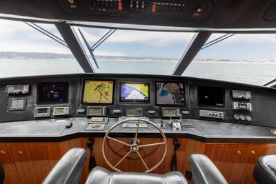 Yacht