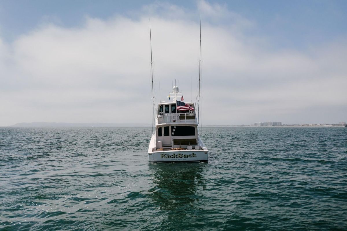 2006 Viking 74 