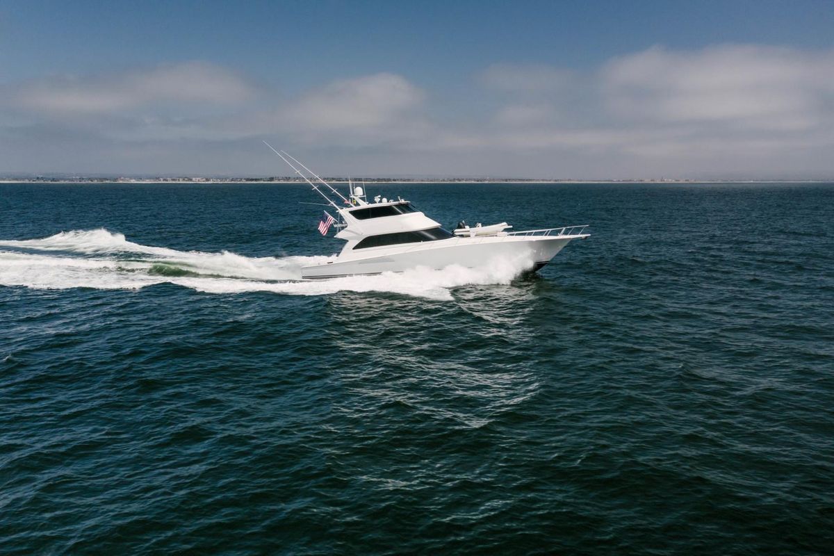 2006 Viking 74 