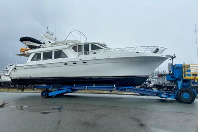 Navigator 61 Pilothouse