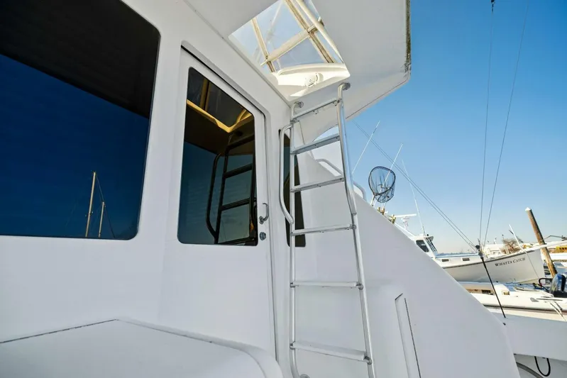 Easy Going Yacht Photos Pics 2005 Viking 52 Convertible 'Easy Going'