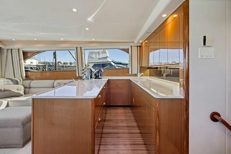 Easy Going Yacht Photos Pics 2005 Viking 52 Convertible 'Easy Going'