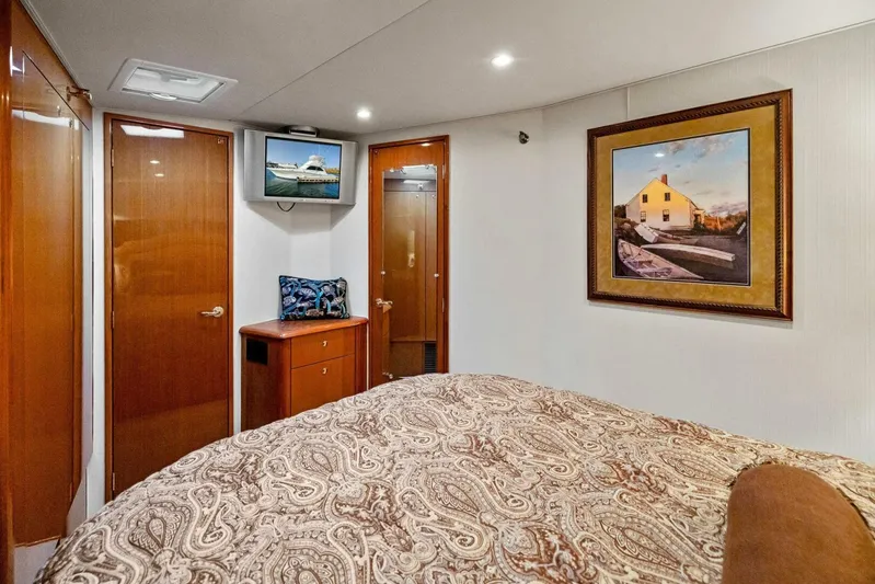 Easy Going Yacht Photos Pics 2005 Viking 52 Convertible 'Easy Going'