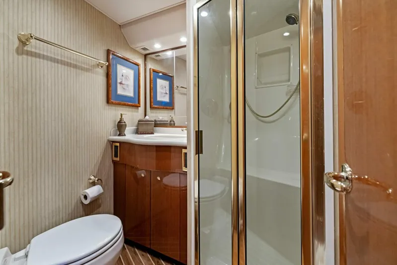 Easy Going Yacht Photos Pics 2005 Viking 52 Convertible 'Easy Going'