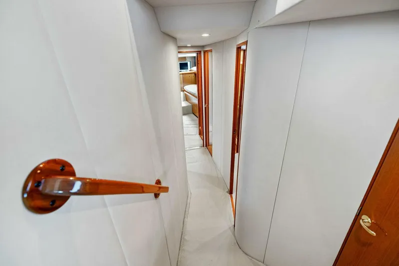 Easy Going Yacht Photos Pics 2005 Viking 52 Convertible 'Easy Going'