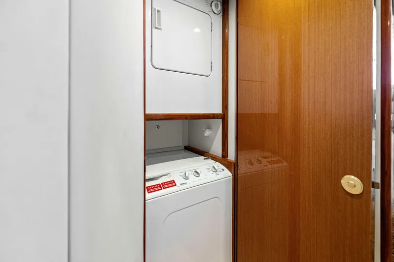 Easy Going Yacht Photos Pics 2005 Viking 52 Convertible 'Easy Going'