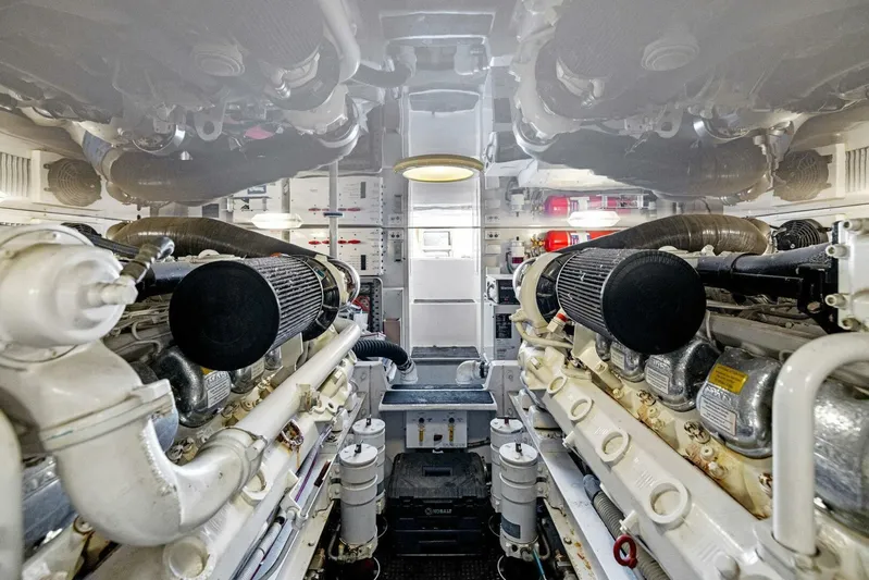 Easy Going Yacht Photos Pics 2005 Viking 52 Convertible 'Easy Going'