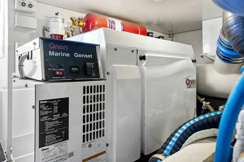 Easy Going Yacht Photos Pics 2005 Viking 52 Convertible 'Easy Going'