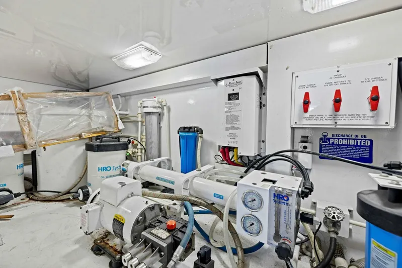 Easy Going Yacht Photos Pics 2005 Viking 52 Convertible 'Easy Going'