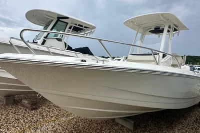 Boston Whaler 220 Dauntless
