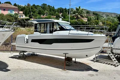 2025 Jeanneau Merry Fisher 895