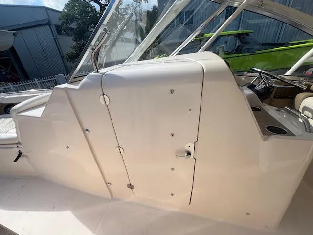  Yacht Photos Pics 2013 Grady-White Freedom 335 boat interior, featuring sleek white console design.