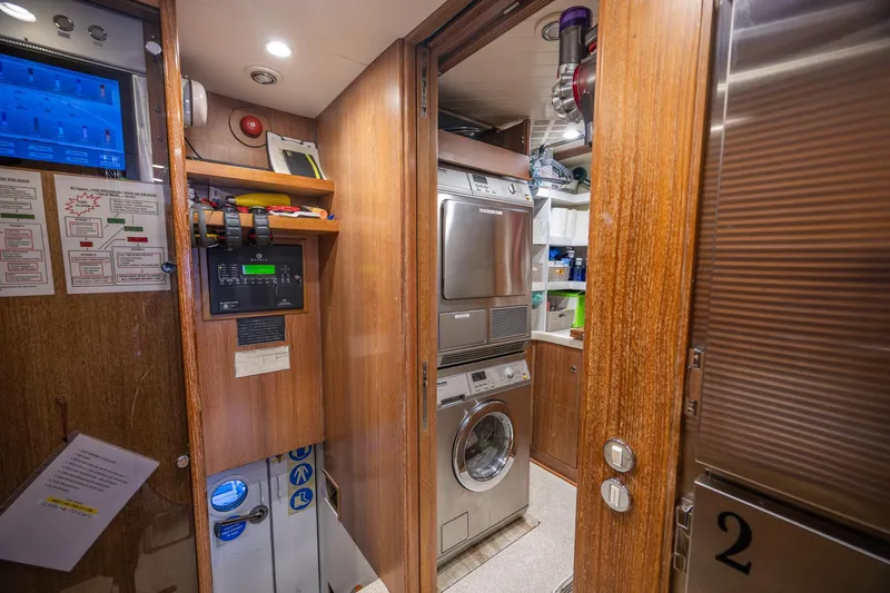 Taipan Of Wales Yacht Photos Pics 