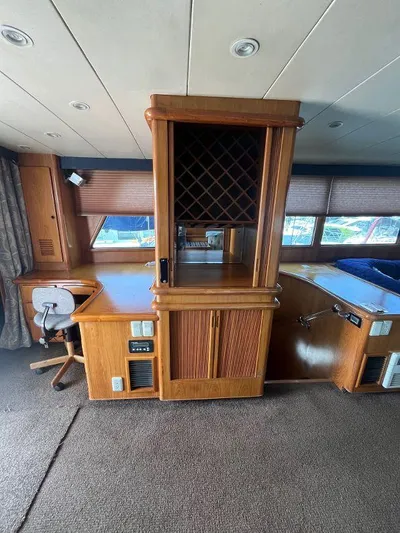 Lady Elaine Yacht Photos Pics 