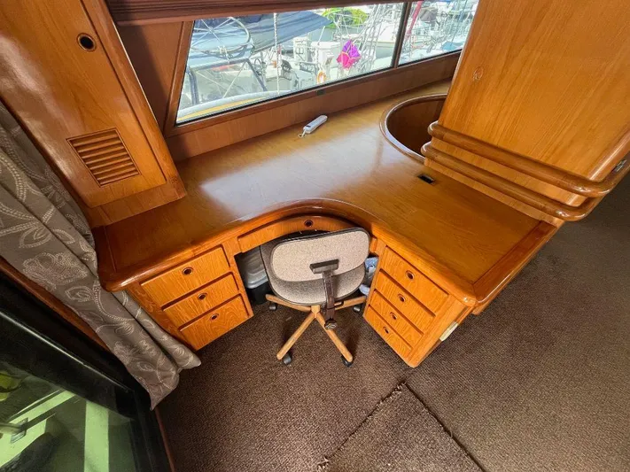 Lady Elaine Yacht Photos Pics 