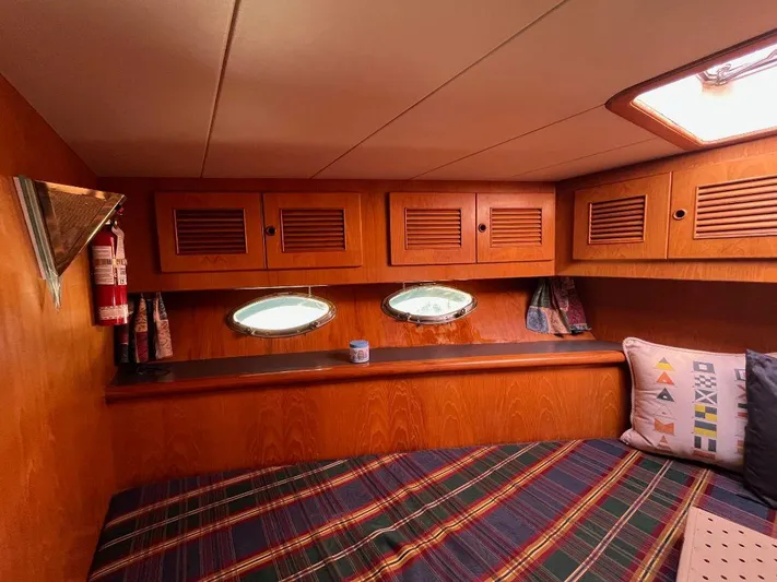 Lady Elaine Yacht Photos Pics 