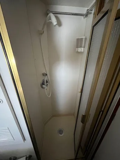 Lady Elaine Yacht Photos Pics 