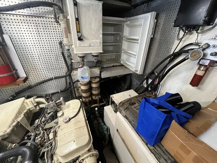 Lady Elaine Yacht Photos Pics 