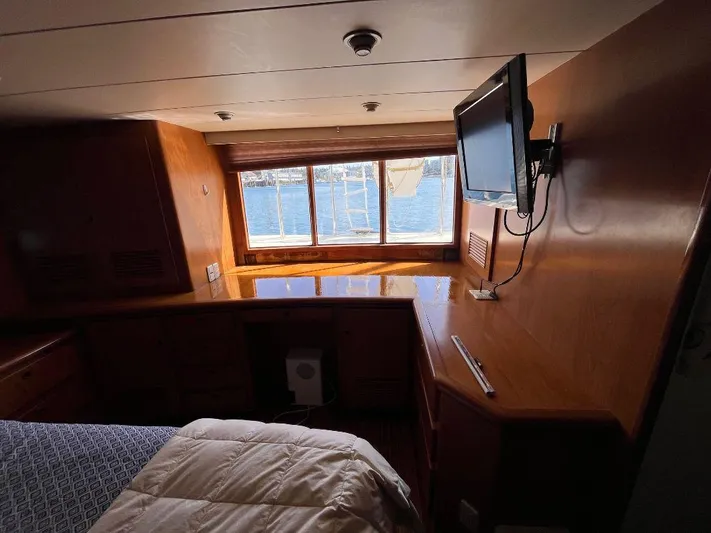 Lady Elaine Yacht Photos Pics 