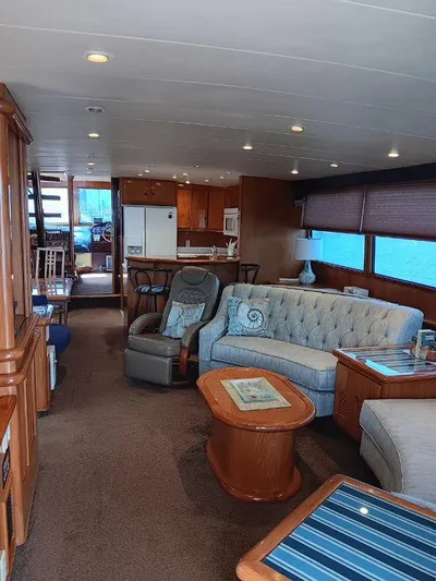 Lady Elaine Yacht Photos Pics 