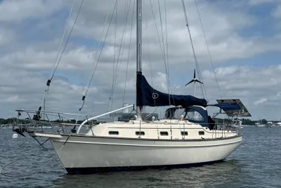 Island Packet 350