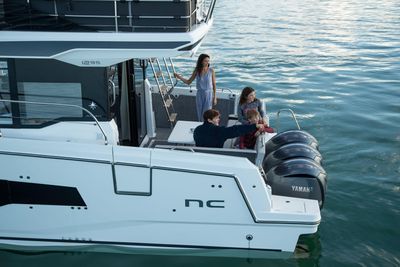 Yacht