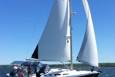 Hunter 38
